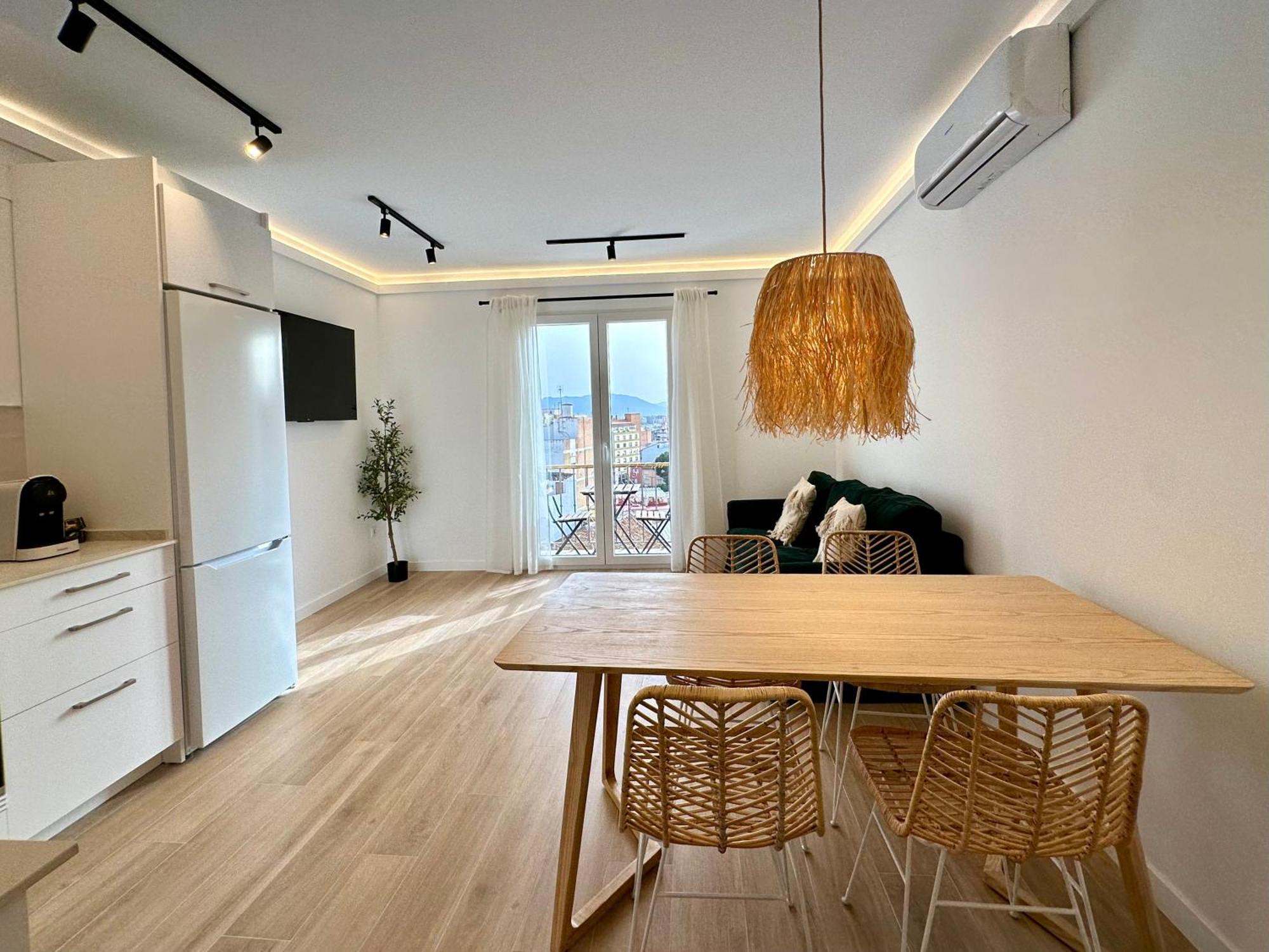 Atico Con Solarium Y Bbq Cerca Del Centro 6 Pax Apartamento Málaga Exterior foto